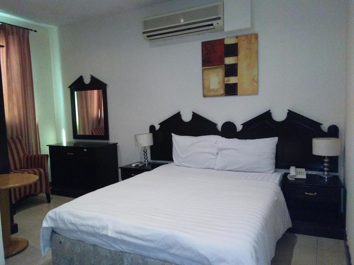 Bahrain Plaza Hotel Μανάμα Εξωτερικό φωτογραφία